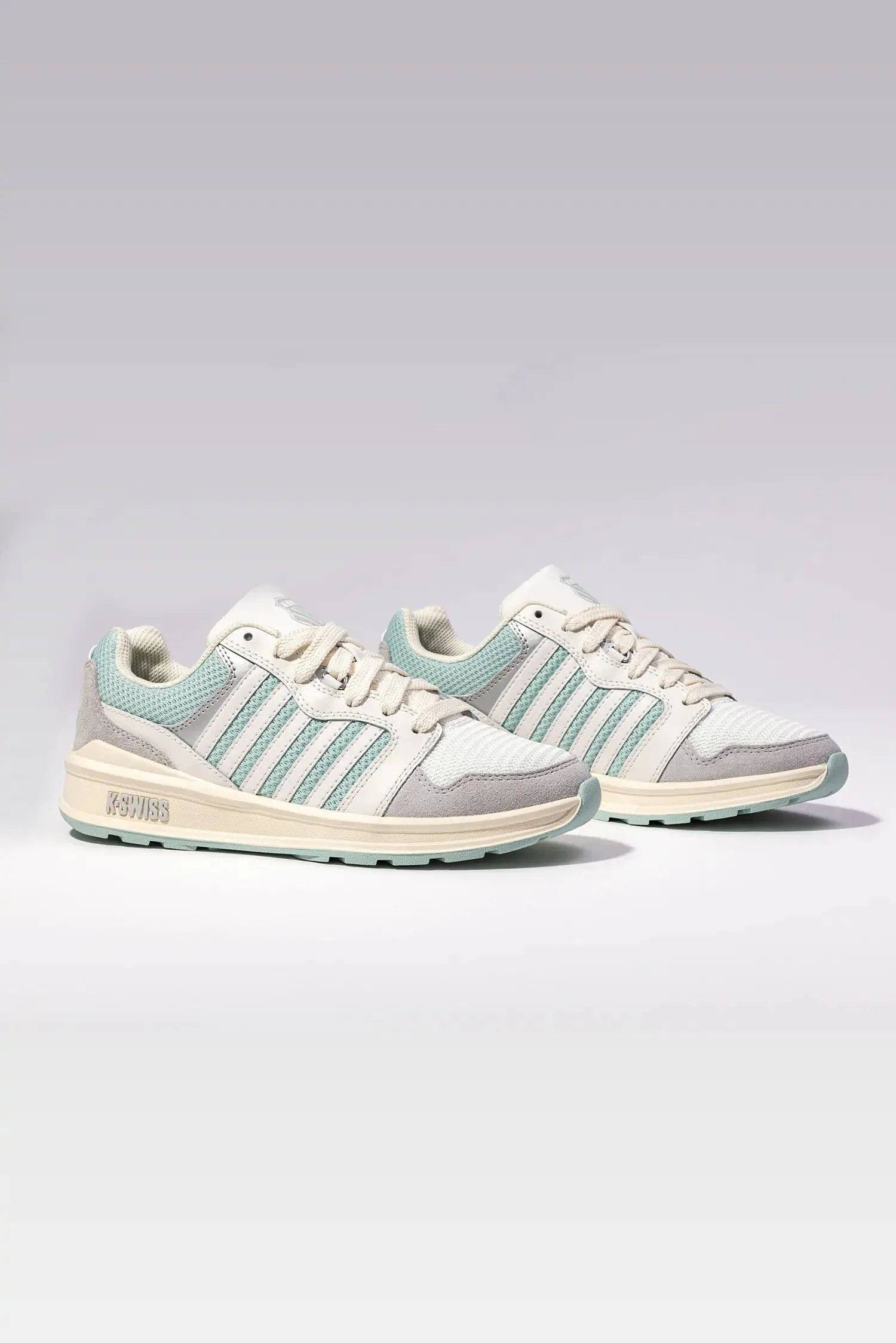 99079-118-M | RIVAL TRAINER T | BLANC DE BLANC/SURF SPRAY/GRAY VIOLET