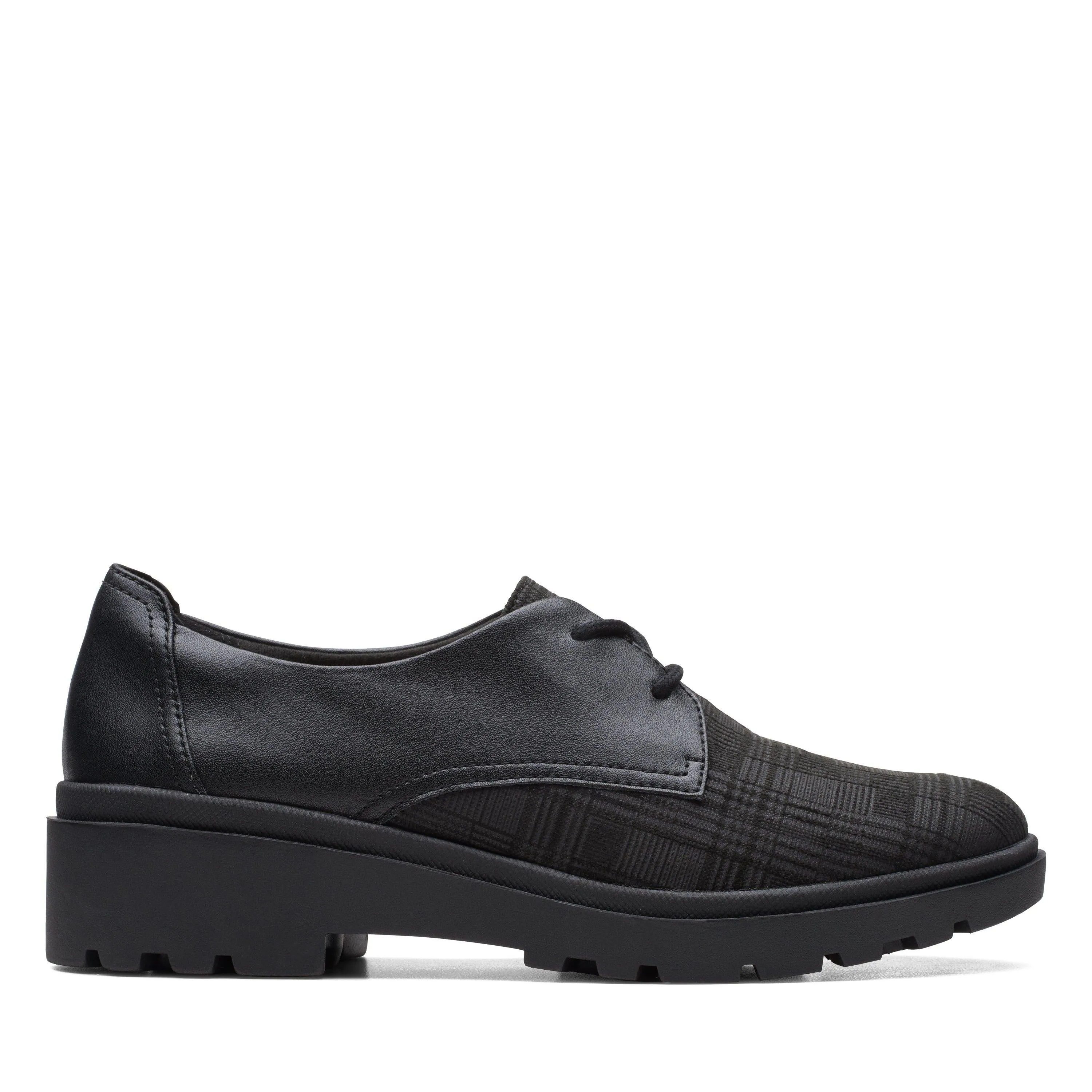 Clarks Calla Ruby in Black Leather