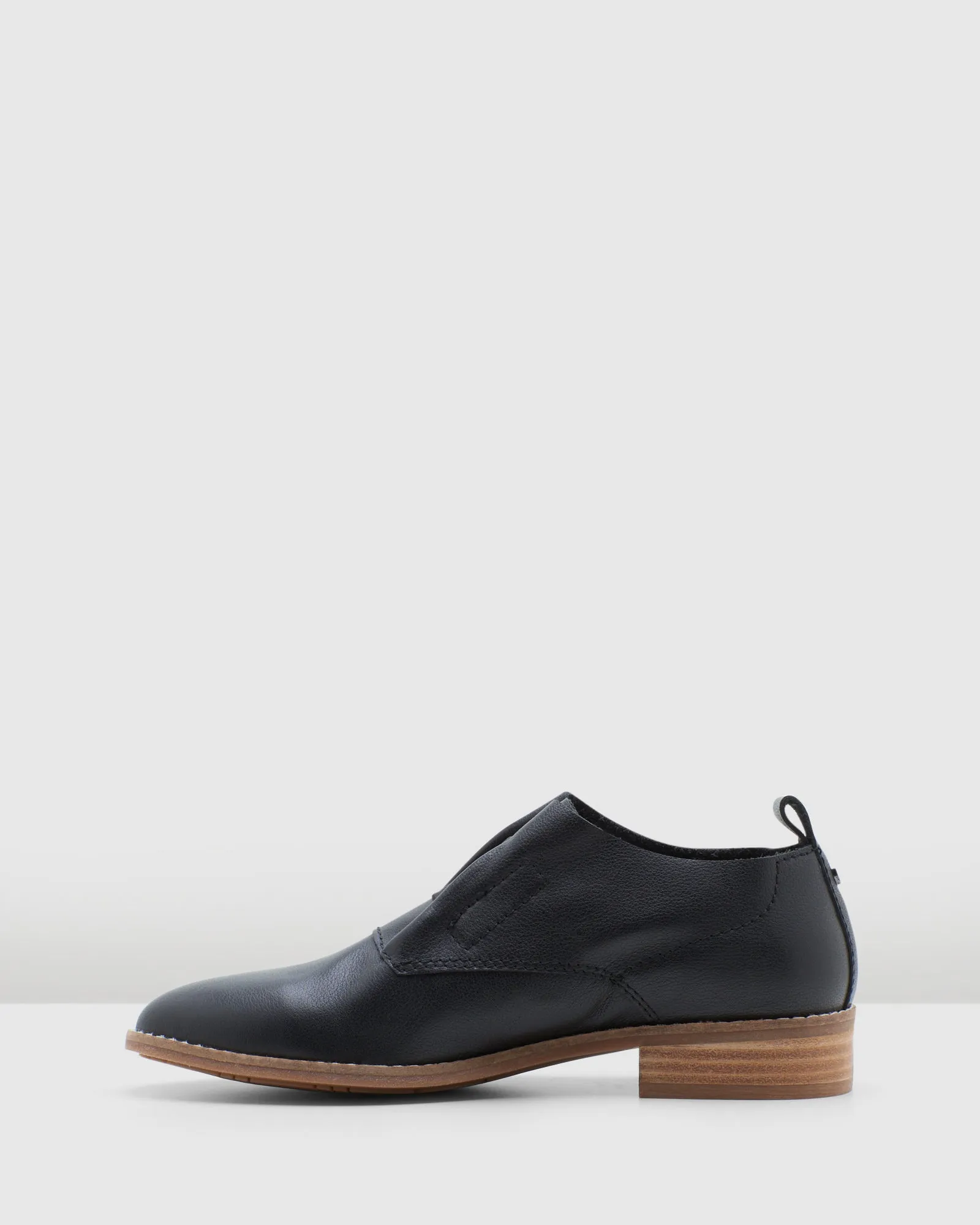 Clever Black