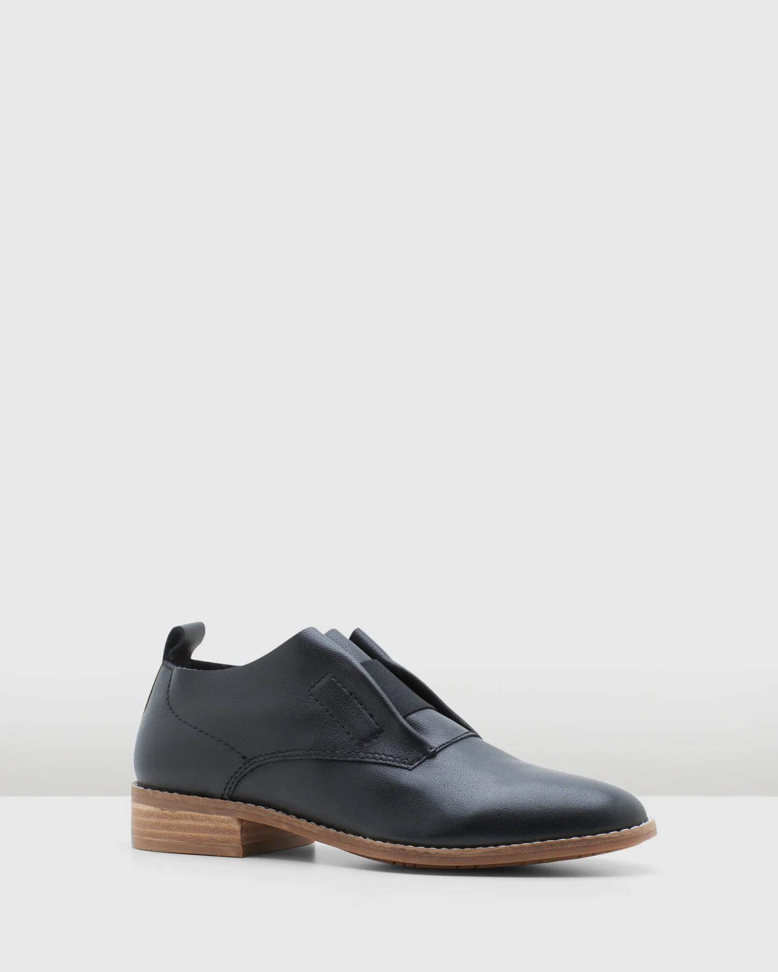 Clever Black