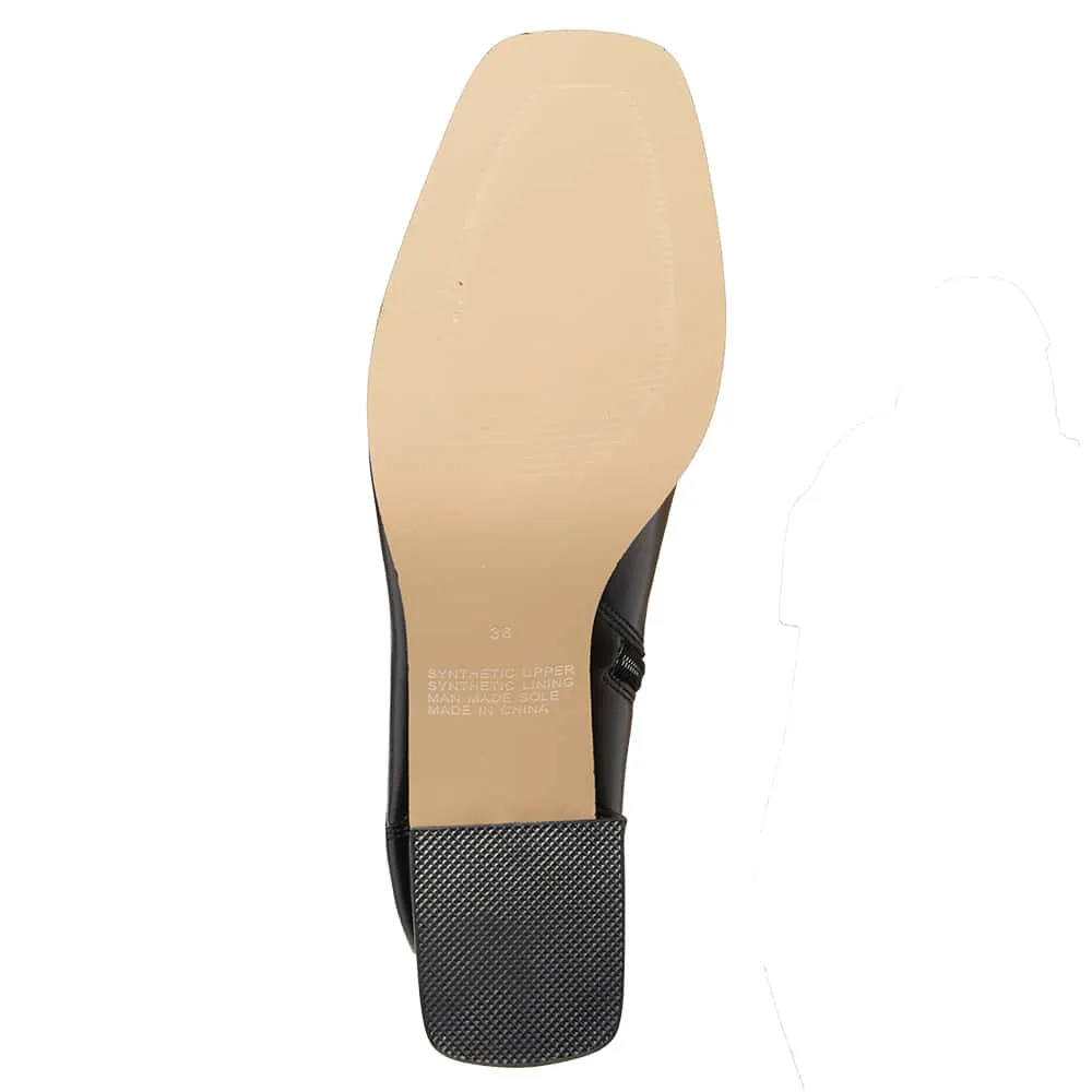 Hampton Boot in Black