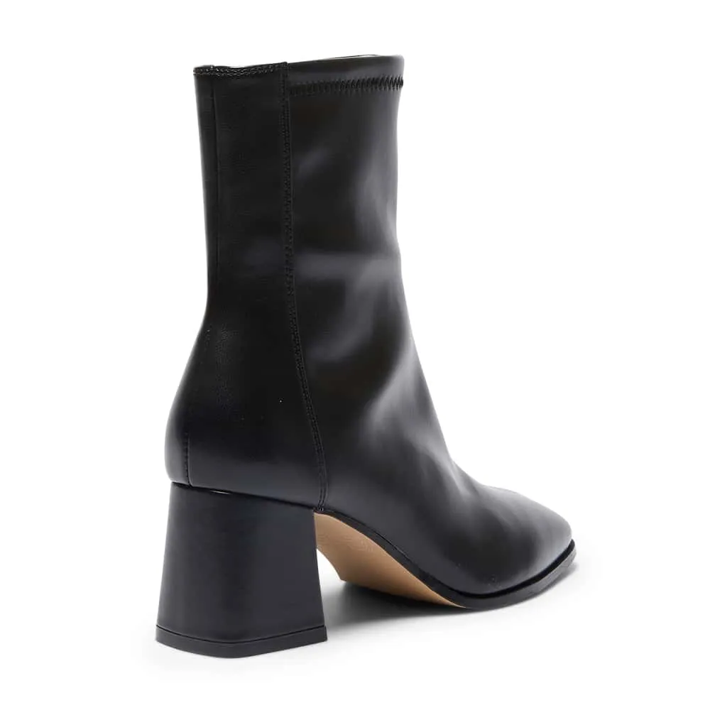 Hampton Boot in Black