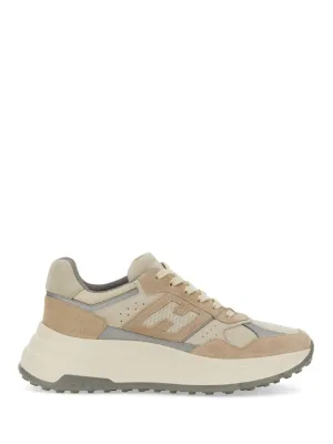 Hi-Fi Sneaker