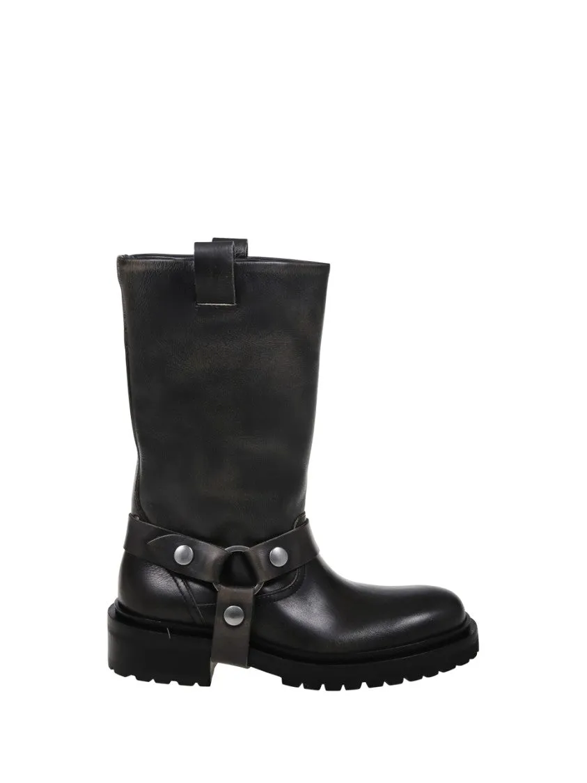 Kurt Distressed Bull Leather Upper With Strap