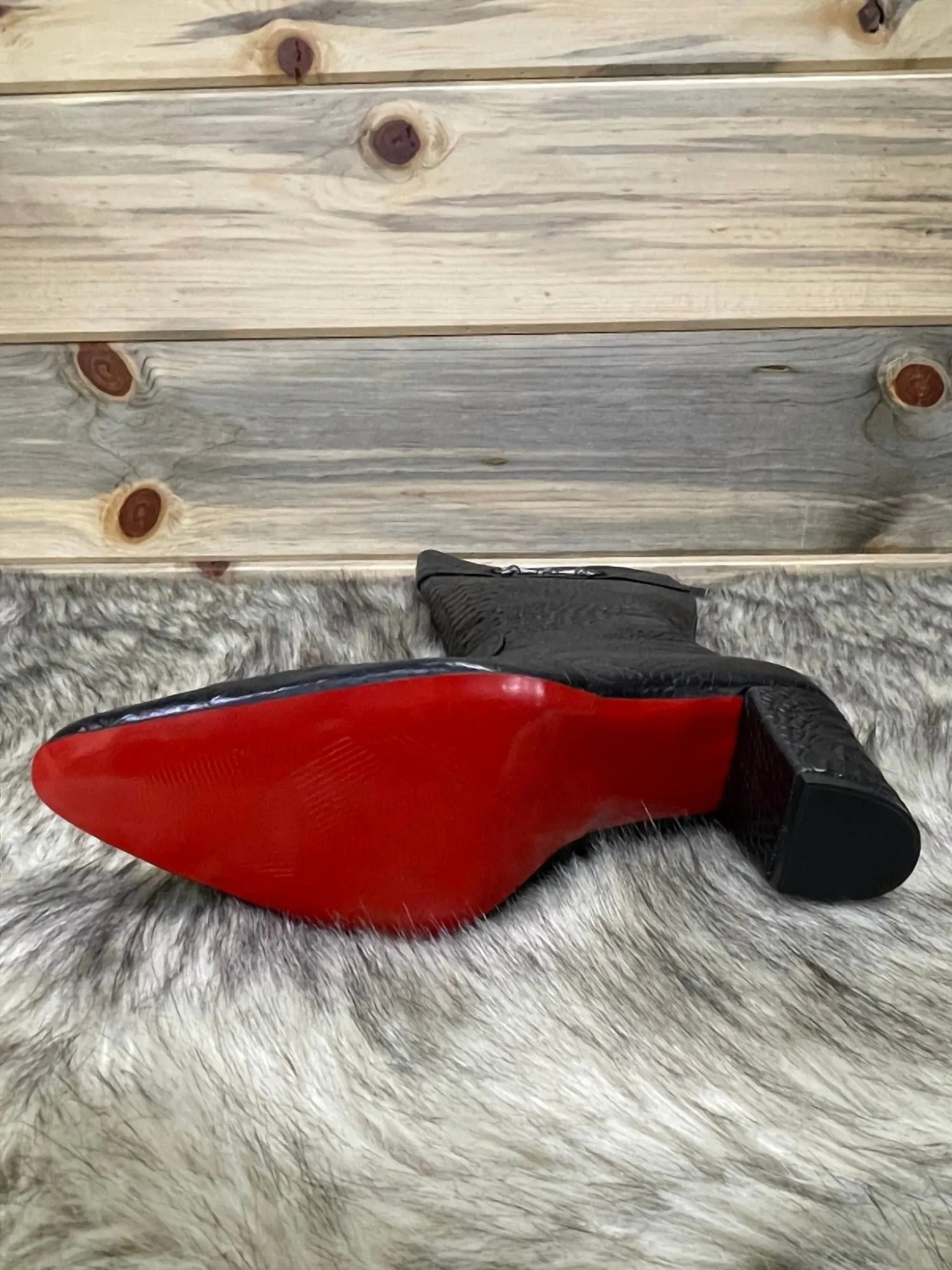 Manchester Cuban Heel Boots In Black