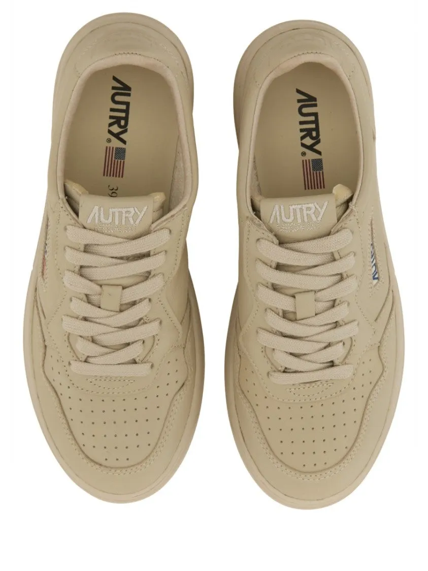 Medalist Low" Sneaker
