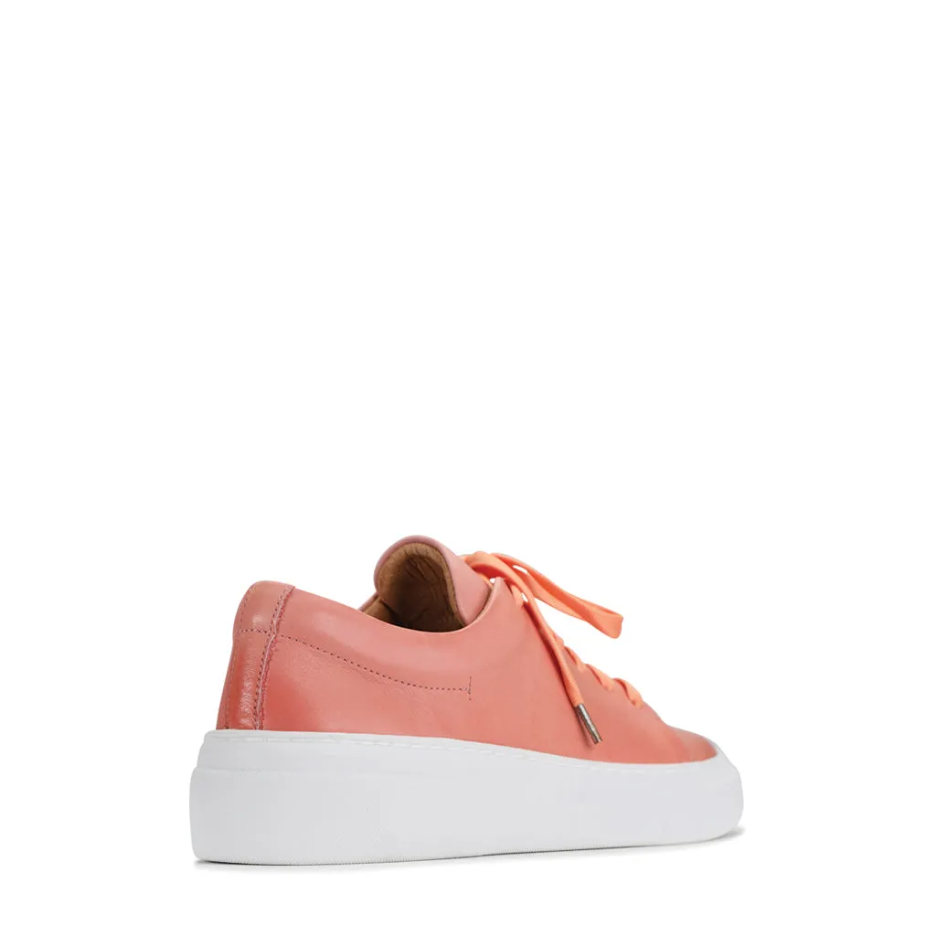 MINIMAL LEATHER ZIPPER SNEAKER