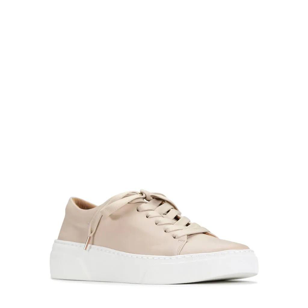 MINIMAL LEATHER ZIPPER SNEAKER