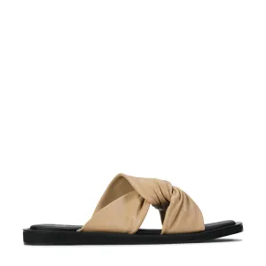 MISTIQUE CROSSOVER SANDALS