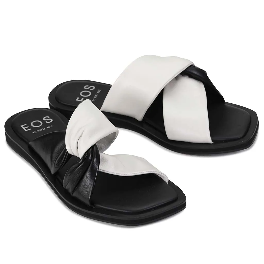 MISTIQUE CROSSOVER SANDALS