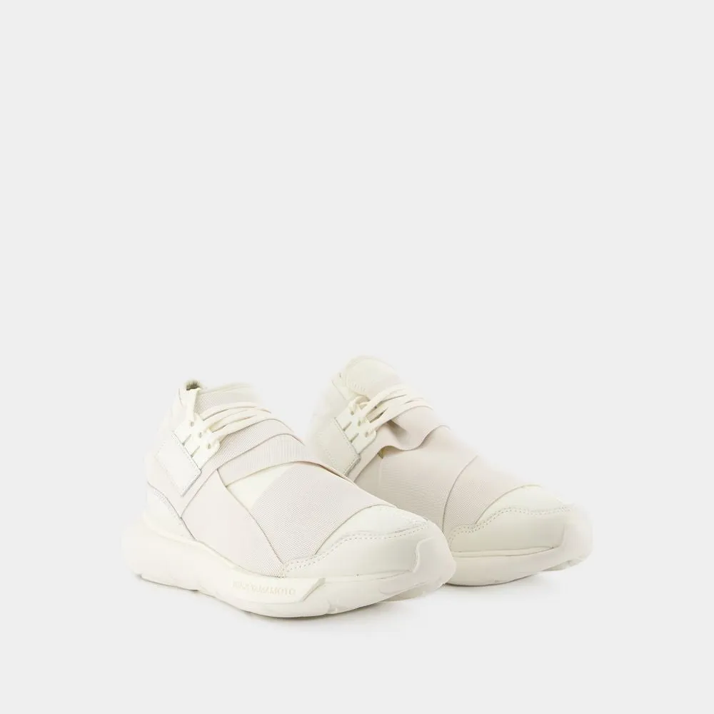 Qasa Sneakers - Off-White - Leather