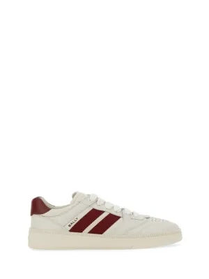 Rebby" Sneaker