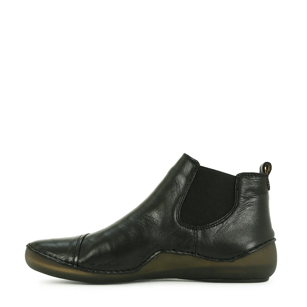 Samsia Flat Ankle Boots