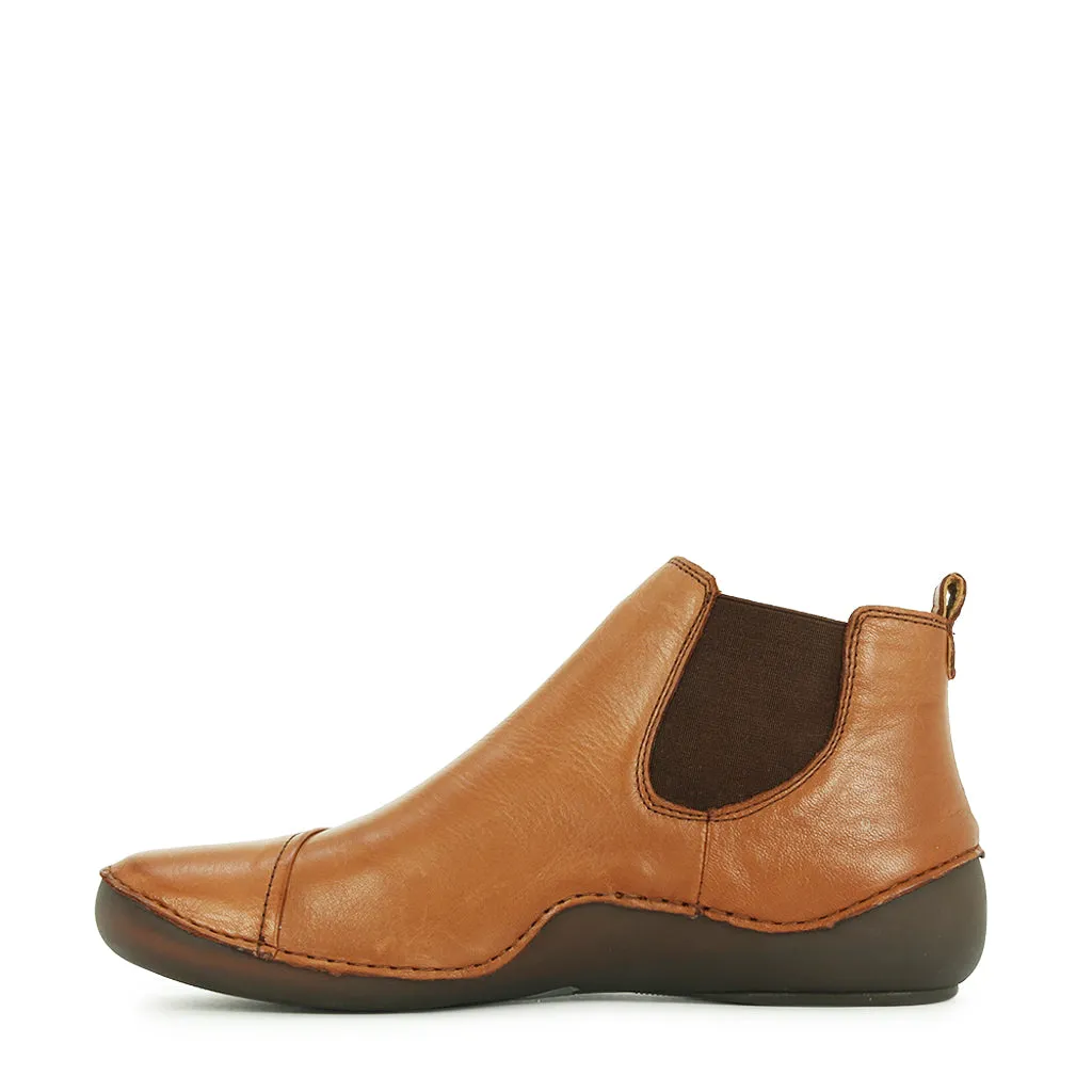 Samsia Flat Ankle Boots