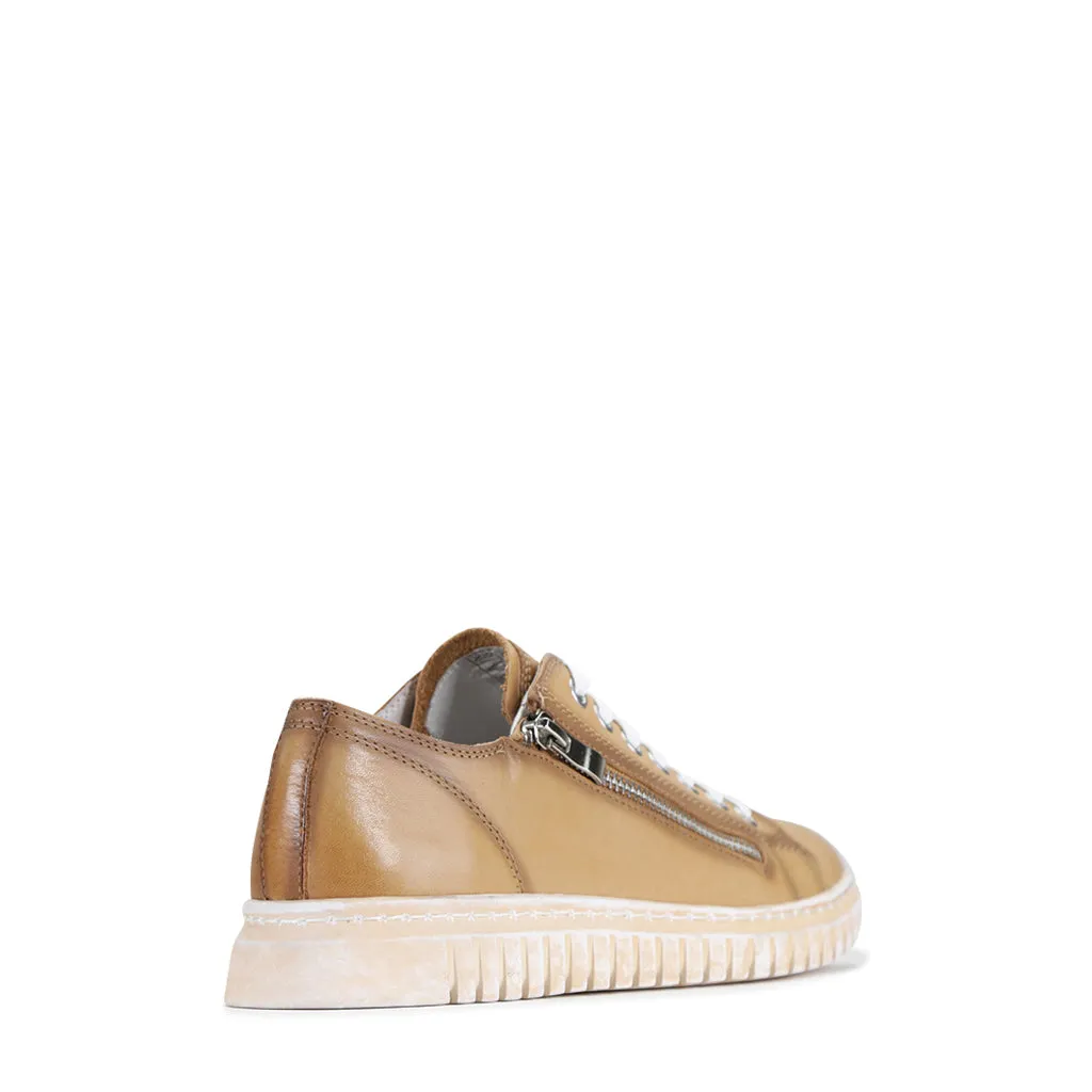 SHADES LEATHER ZIPPER SNEAKER