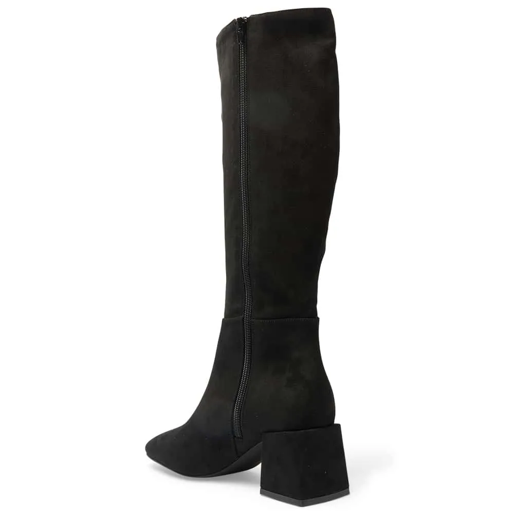 Tabby Boot in Black