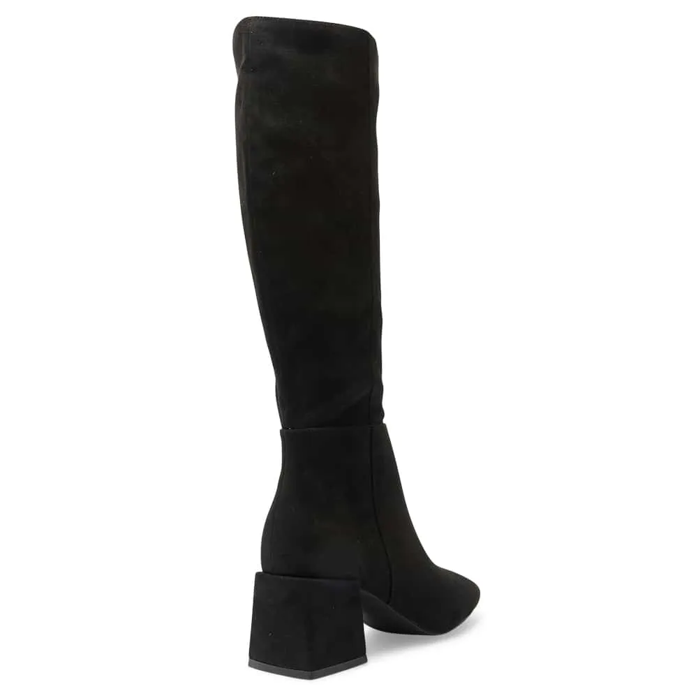Tabby Boot in Black
