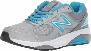 Women's 1540V3 Athletic Shoes In Silver Sp3