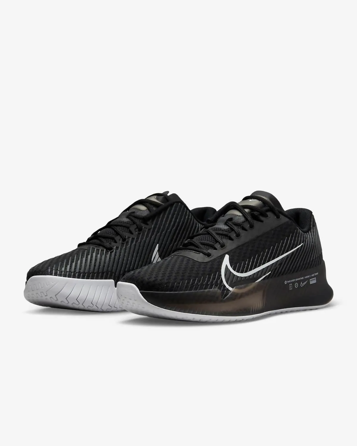 Women's Air Zoom Vapor 11 Hard Court Tennis Shoes In Black/ White