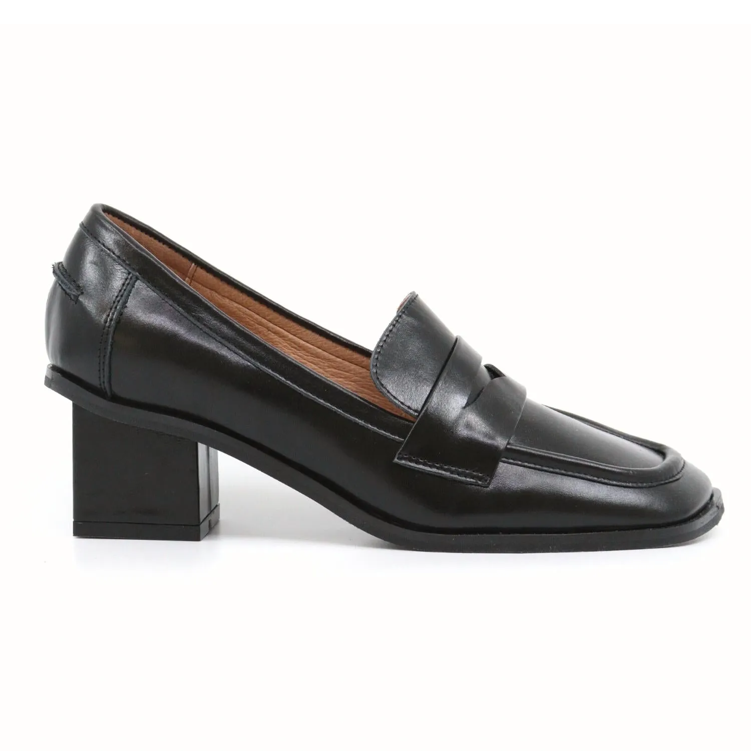 Women's Angle Princess Loafer In Black
