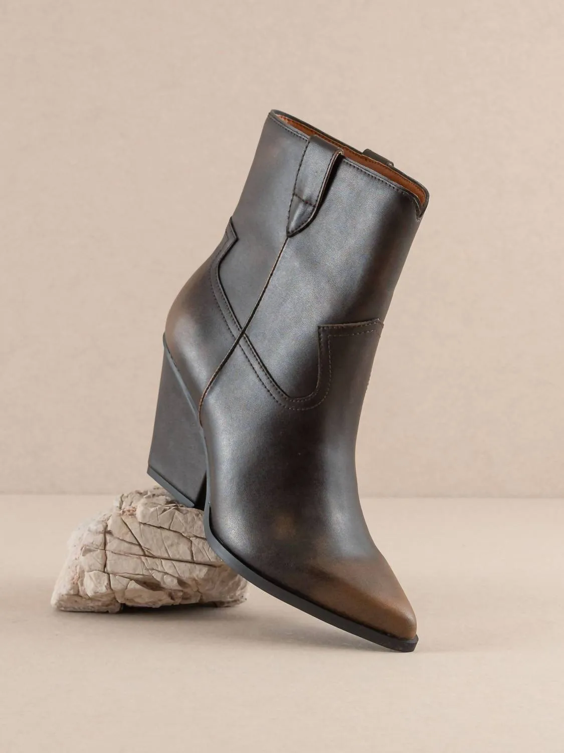 Women's Brooks Western Bootie In Coffee Two Toned