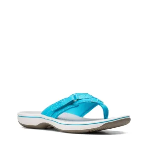 Women's Clarks Breeze Sea  Lightweight Comfort for Endless Summer Days