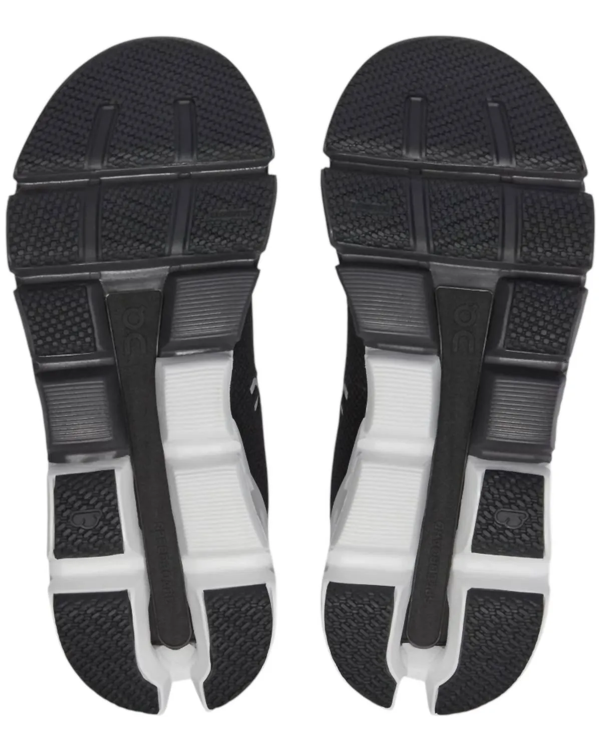 Women's Cloud Flyer 4 Shoes In Black/white