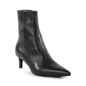 Women's Dinner Date Boot In Black