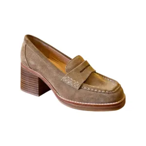 Women's Irene Loafer In Camel Suede