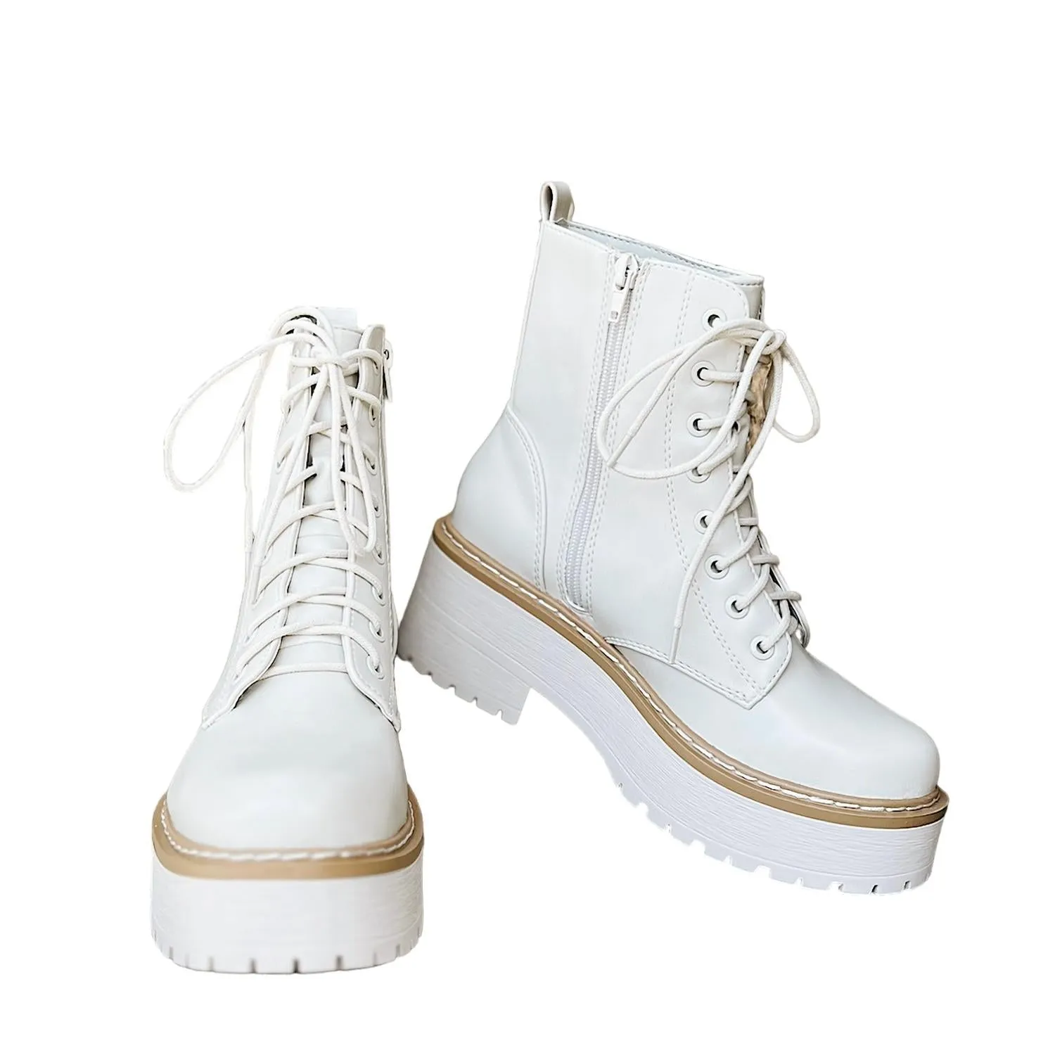 Women's Lug Sole Boot In White