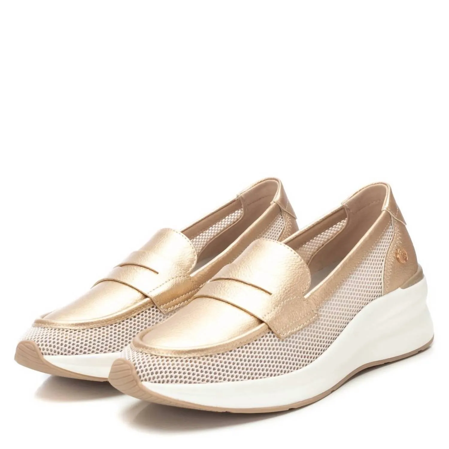 Women's Moccasin Shoes In Gold