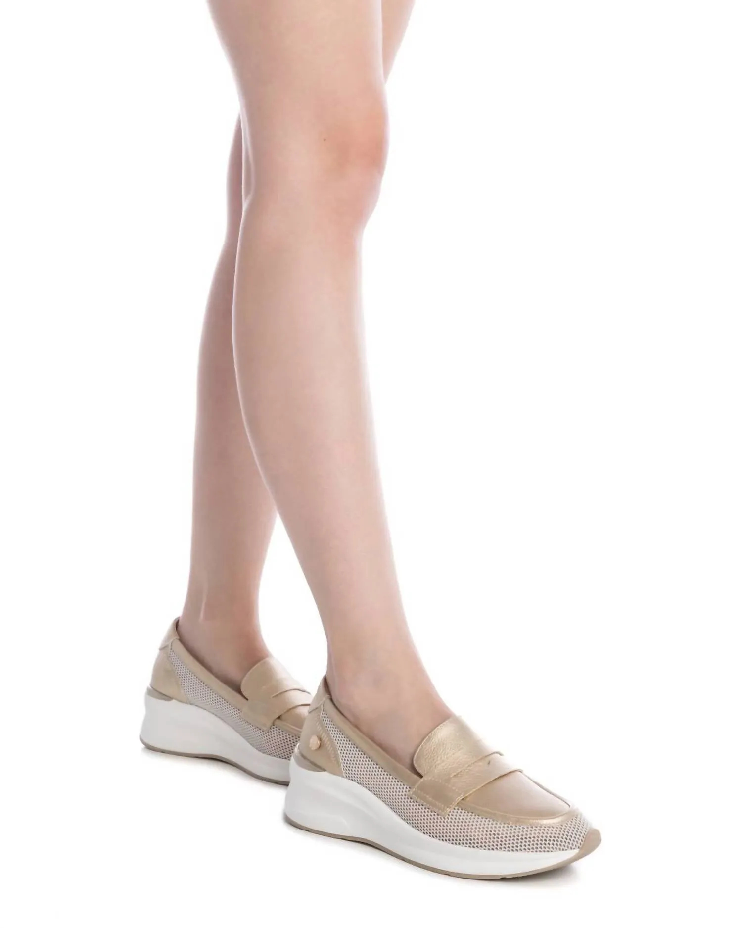 Women's Moccasin Shoes In Gold