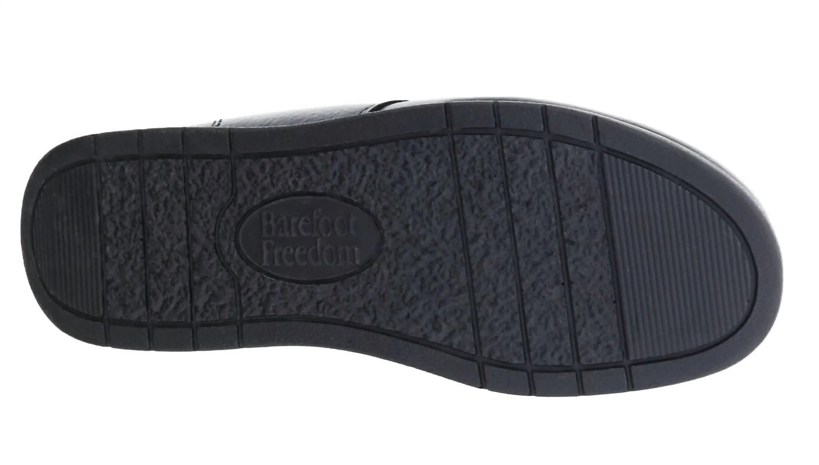 Women's New Villager Shoe In Black Soft Pebble