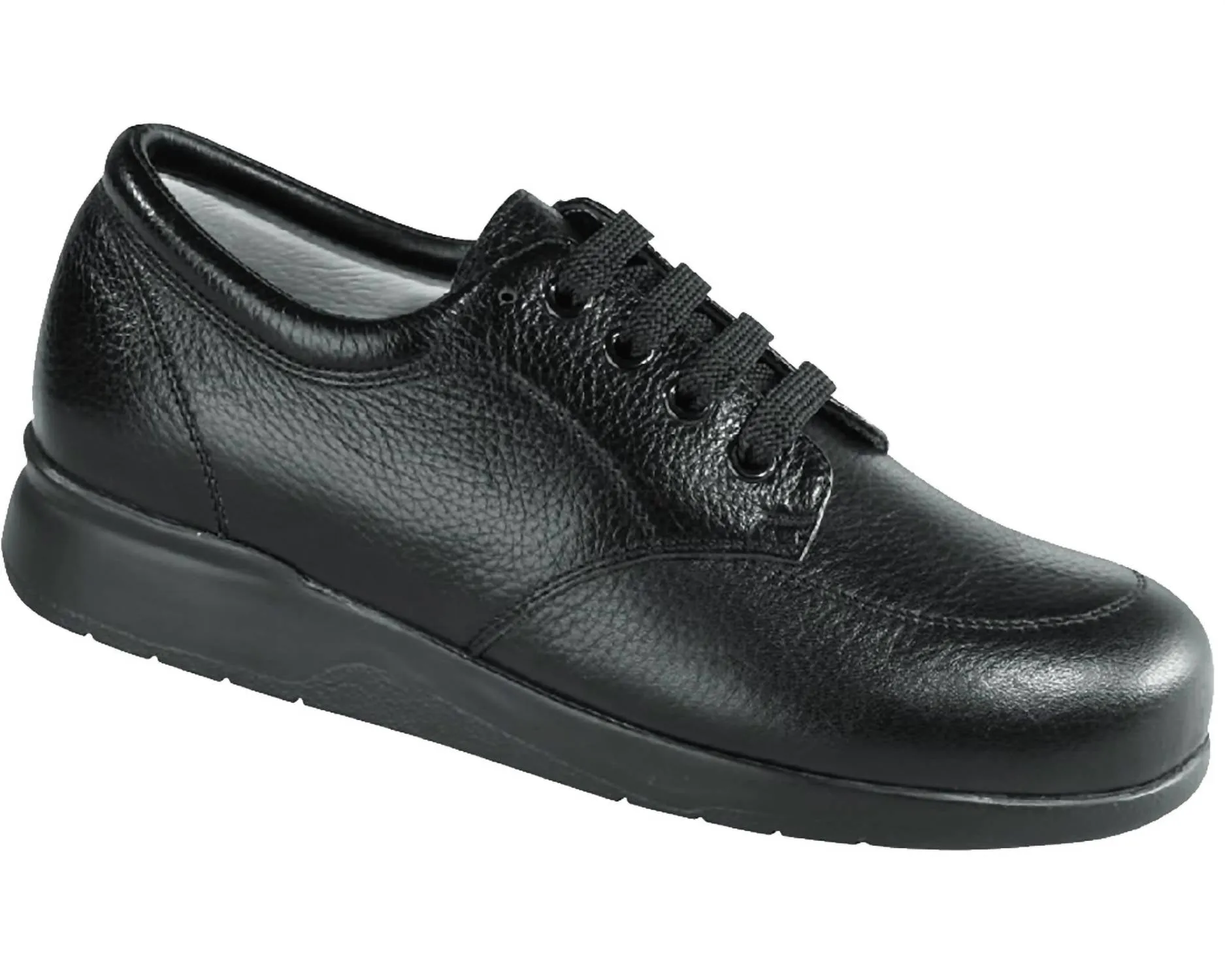Women's New Villager Shoe In Black Soft Pebble