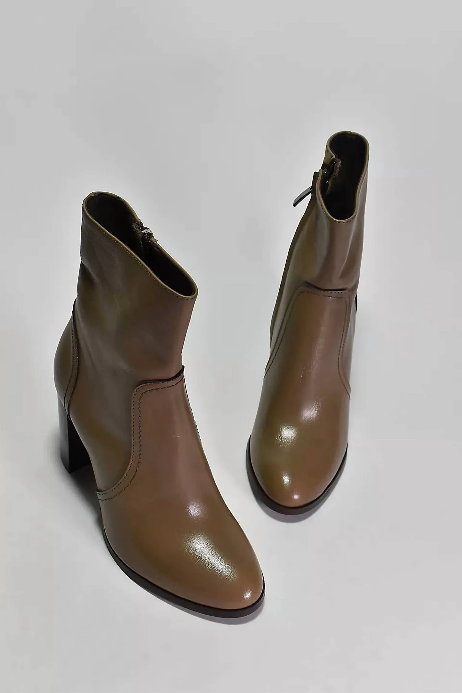 Women's Portia Boots In Taupe