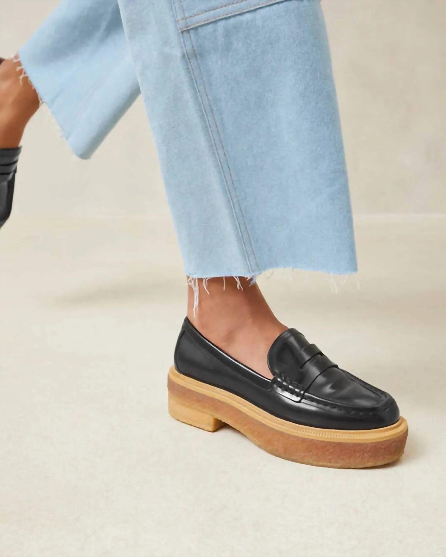 Women's Rikki Black Platform Loafer
