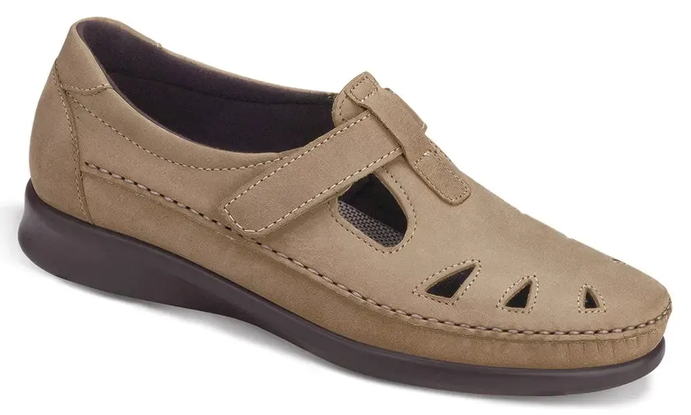 Women's SAS Roamer  Classic Comfort with a Custom Fit