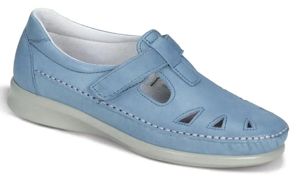 Women's SAS Roamer  Classic Comfort with a Custom Fit