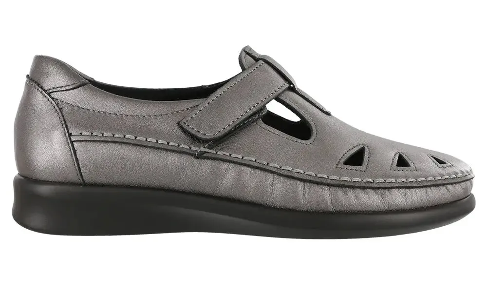 Women's SAS Roamer  Classic Comfort with a Custom Fit